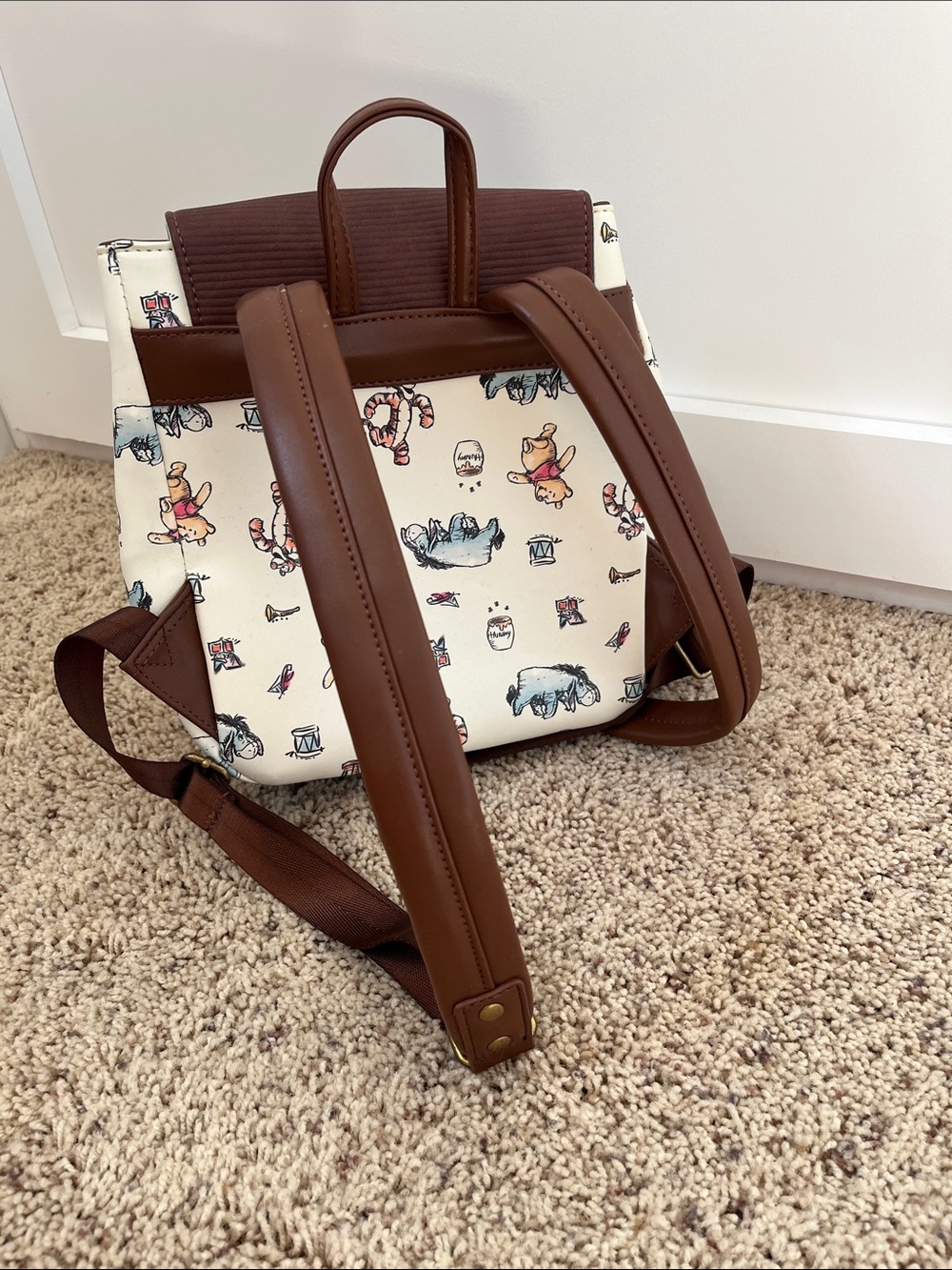 Loungefly Disney Cream & Brown Winnie the Pooh Mini Backpack - Picture 5 of 8